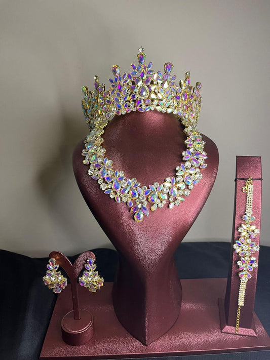 Luxury crown set
