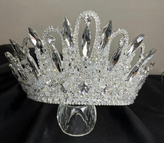 Luxury crown