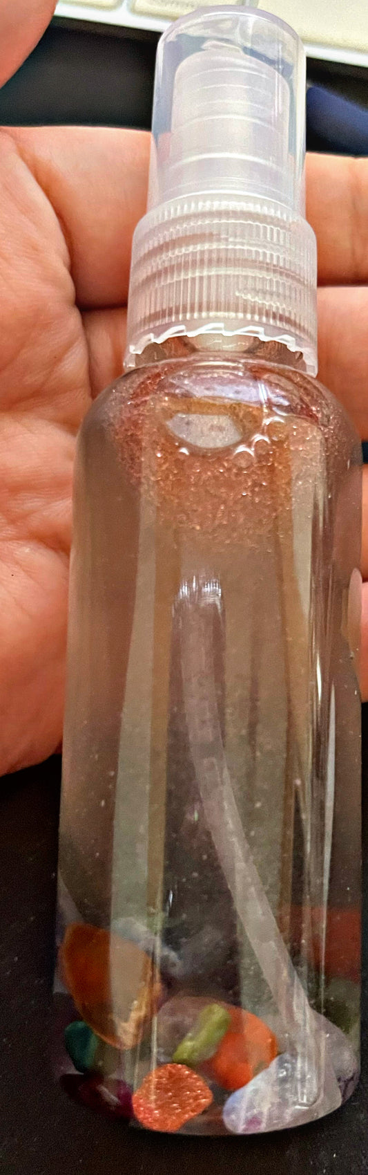 - Energy Cleansing & Proteccion Perfume with more than 30 different crystals ROAD OPENER 🌟